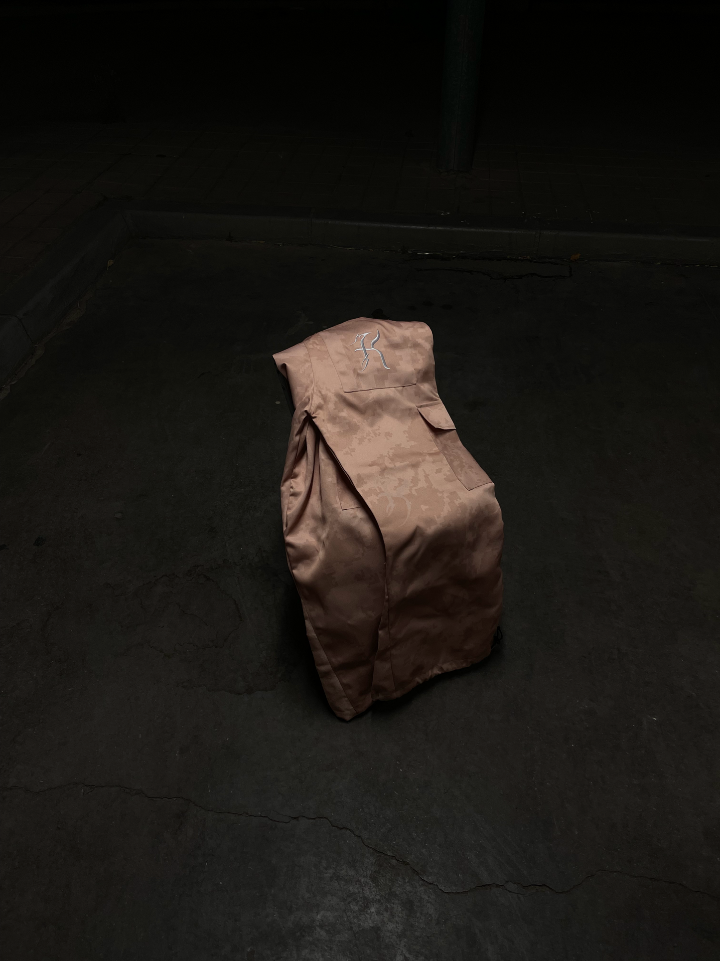 PARACHUTE 8 BIT CAMO PANT