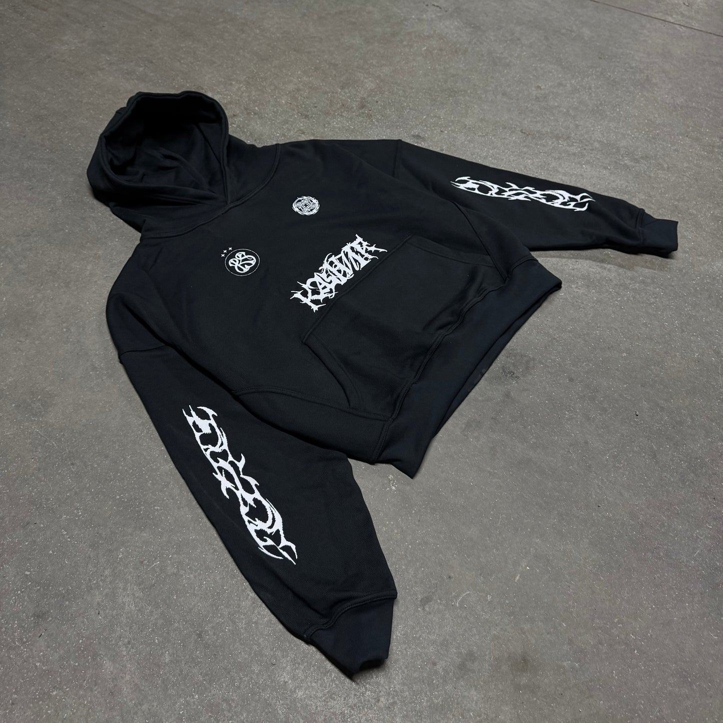 METAL HOODIE BLACK