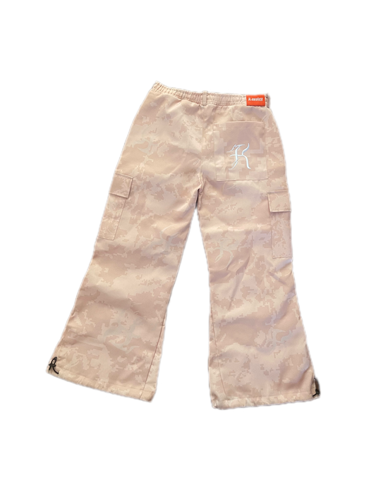 PARACHUTE 8 BIT CAMO PANT